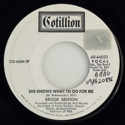 She Knows What to Do for Me / Touch 'Em With Love