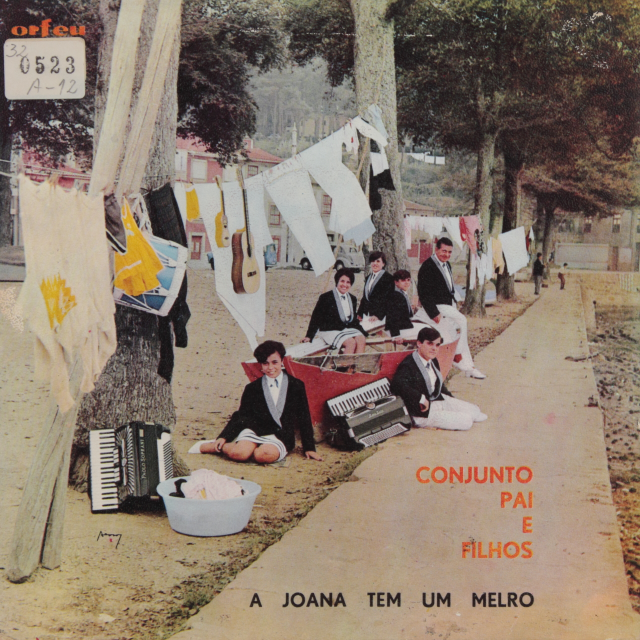 A Joana tem um melro