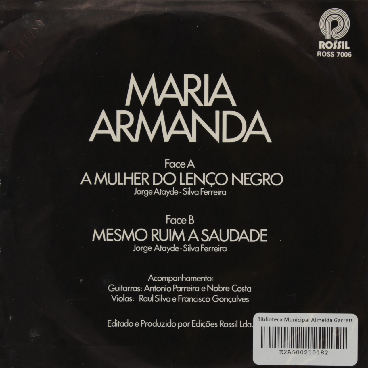 A mulher do lenço negro