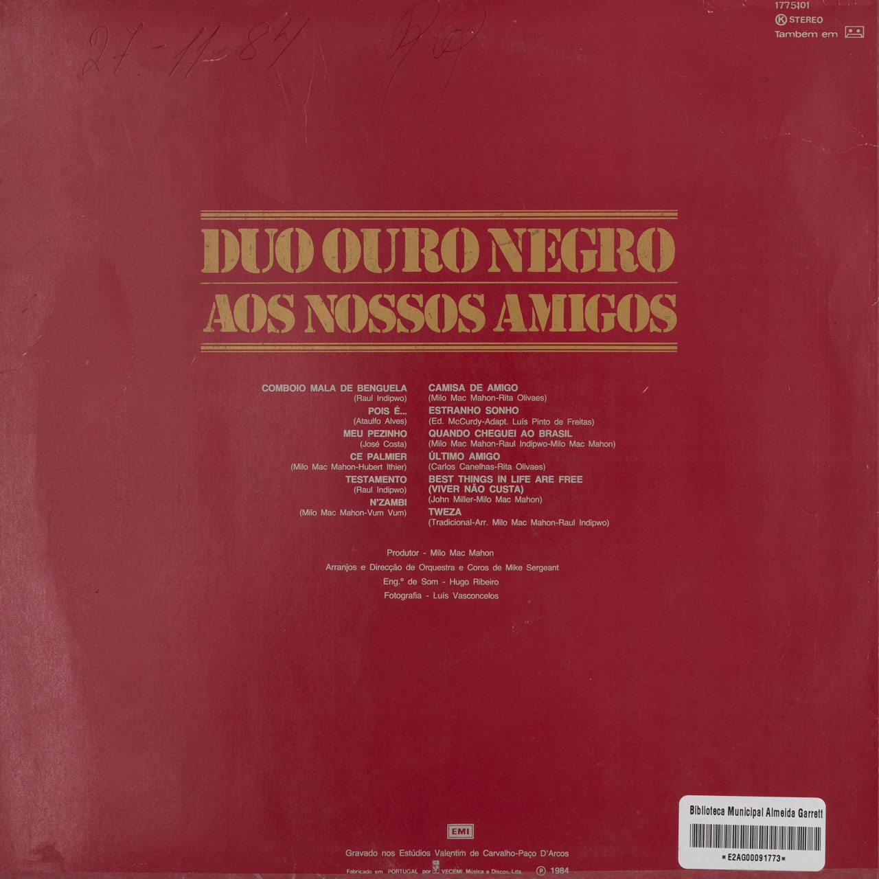 Aos nossos amigos