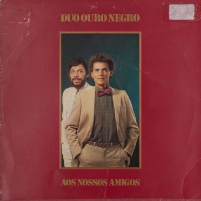 Aos nossos amigos
