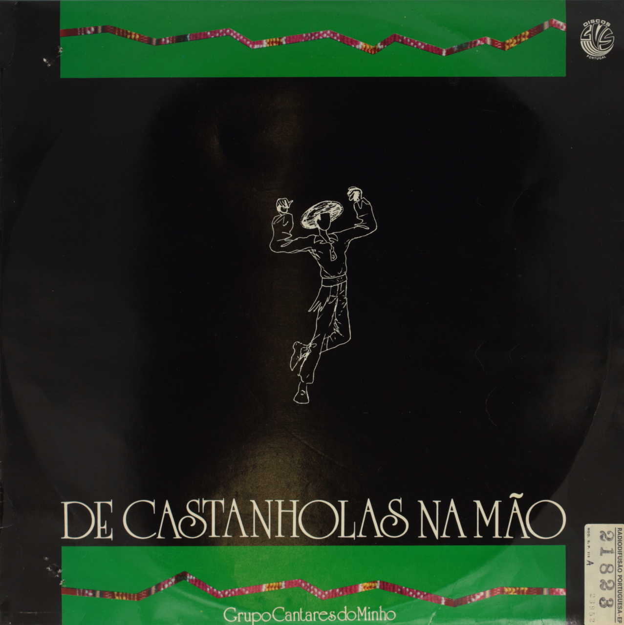 De castanholas na mão