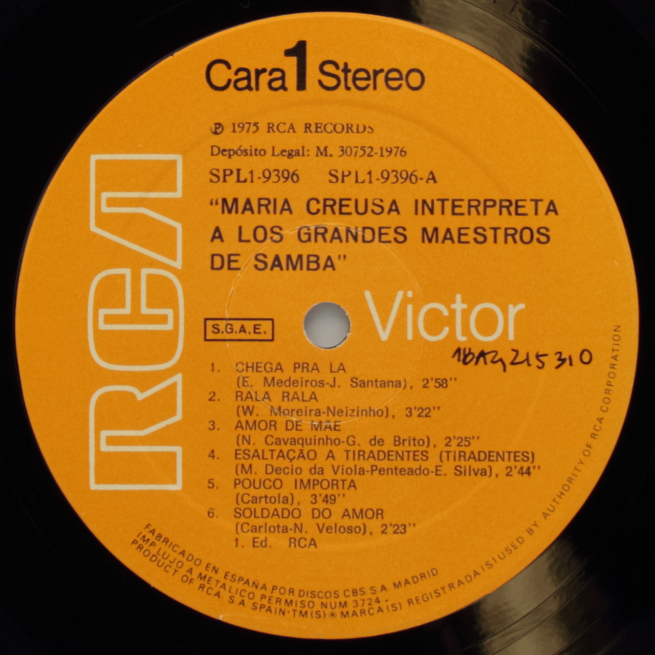 Interpreta a los grandes maestros de samba
