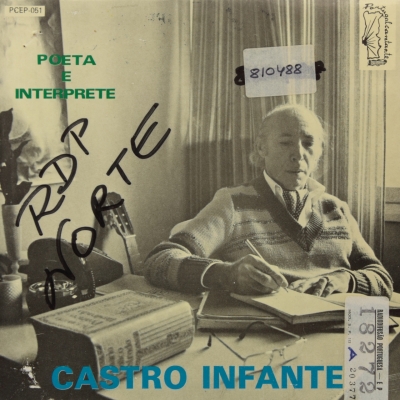 Castro Infante interpreta a sua poesia