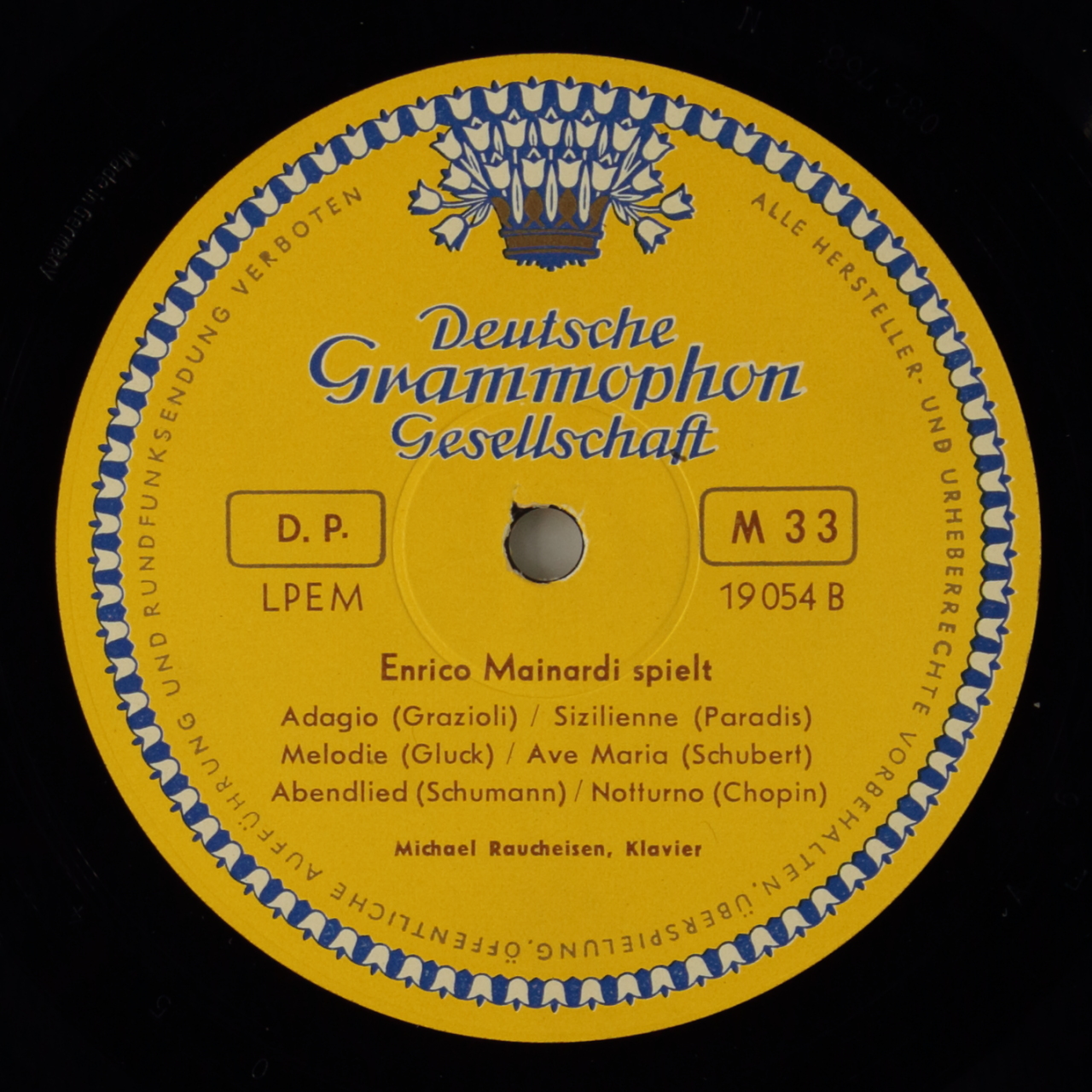 Enrico Mainardi spielt