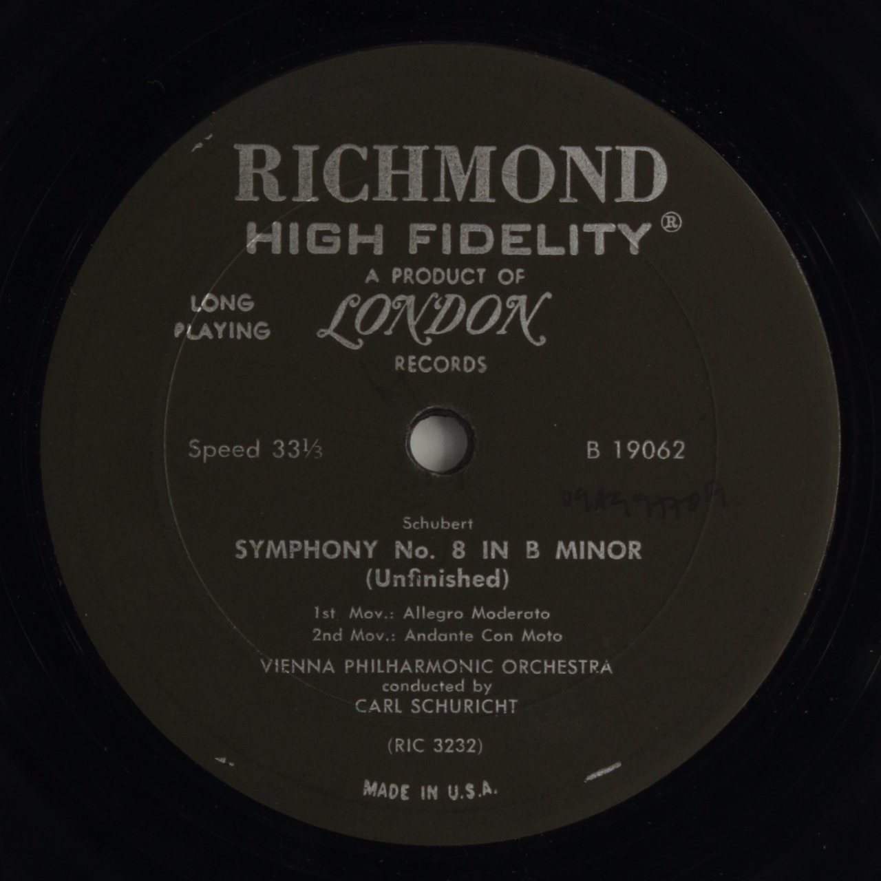 Schubert: Unfinished Symphony No. 8 / Mozart: Haffner Smyphony No. 35