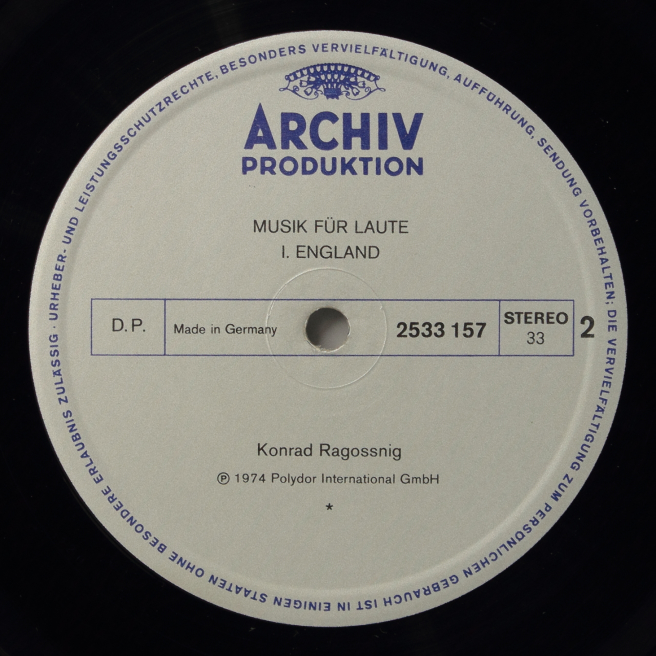 Musik für Laut - I. England